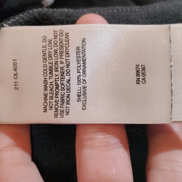 Mountain Hardware black 1/4 zip fleece sweatshirt women's size small - Picture 4 of 7